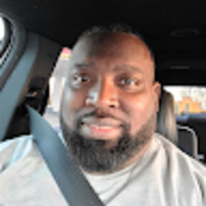 Meet your Posher, Dezelle